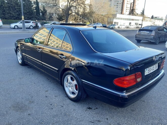 Mercedes E 220 1998, 243,000 km - 2.2 л - Bakı