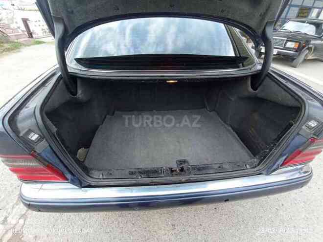 Mercedes E 200 1997, 260,000 km - 2.0 l - Bakı