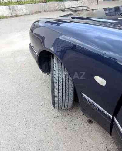 Mercedes E 200 1997, 260,000 km - 2.0 l - Bakı