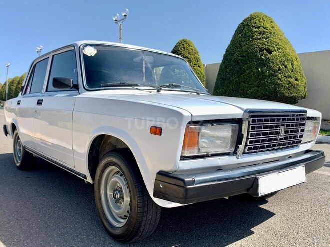 LADA (VAZ) 2107 2009, 15,000 km - 1.6 л - Gəncə