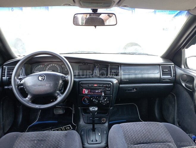 Opel Vectra 1996, 280,000 km - 1.8 l - Bakı