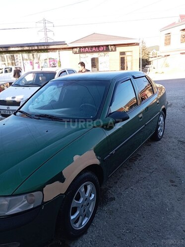 Opel Vectra 1996, 280,000 km - 1.8 l - Bakı