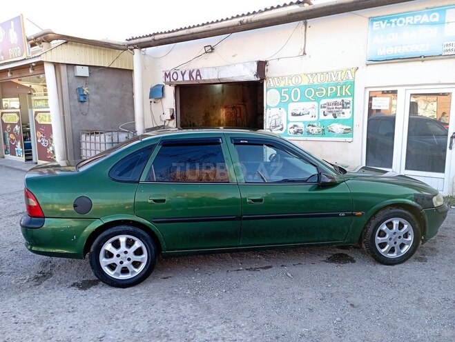 Opel Vectra 1996, 280,000 km - 1.8 l - Bakı