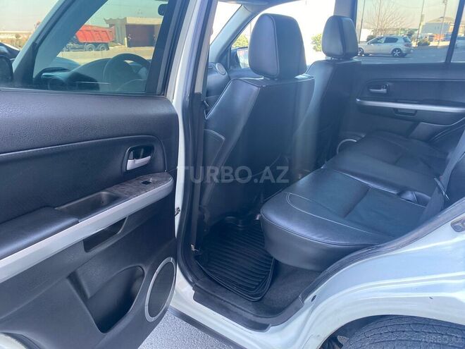 Suzuki Grand Vitara 2011, 276,000 km - 2.4 l - Bakı