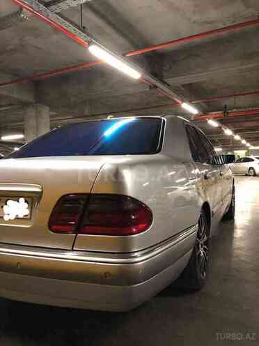 Mercedes E 320 1999, 350,000 km - 3.2 l - Bakı