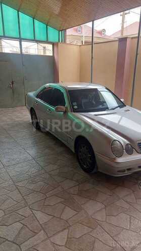 Mercedes E 220 2000, 314,000 km - 2.2 л - Bakı