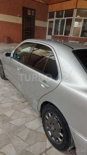 Mercedes E 220 2000, 314,000 km - 2.2 л - Bakı