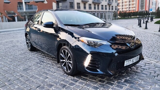 Toyota Corolla 2017, 16,900 km - 1.8 l - Bakı