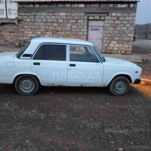 LADA (VAZ) 2107 2004, 12,150 km - 1.6 l - Horadiz