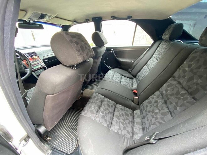 Mercedes C 220 1999, 255,000 km - 2.2 л - Bakı