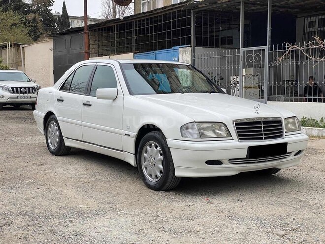 Mercedes C 220 1999, 255,000 km - 2.2 л - Bakı