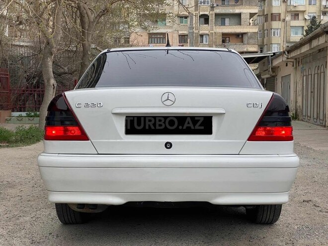 Mercedes C 220 1999, 255,000 km - 2.2 л - Bakı