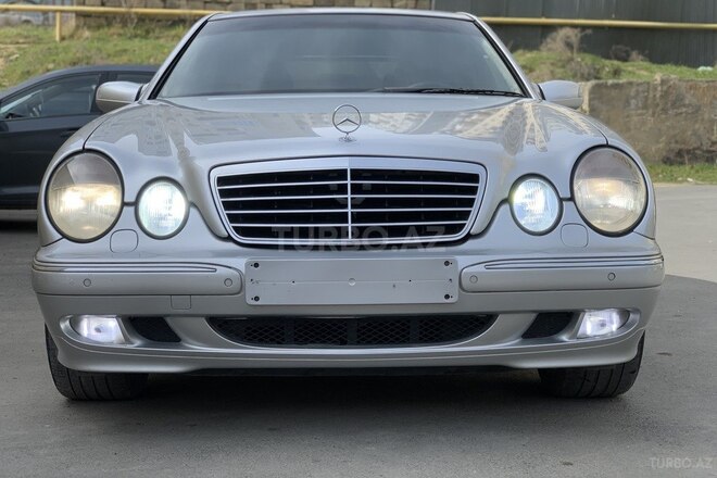 Mercedes E 320 2001, 194,851 km - 3.2 l - Bakı