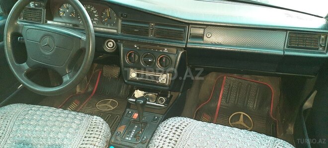 Mercedes 190 1992, 195,000 km - 1.8 l - Bakı