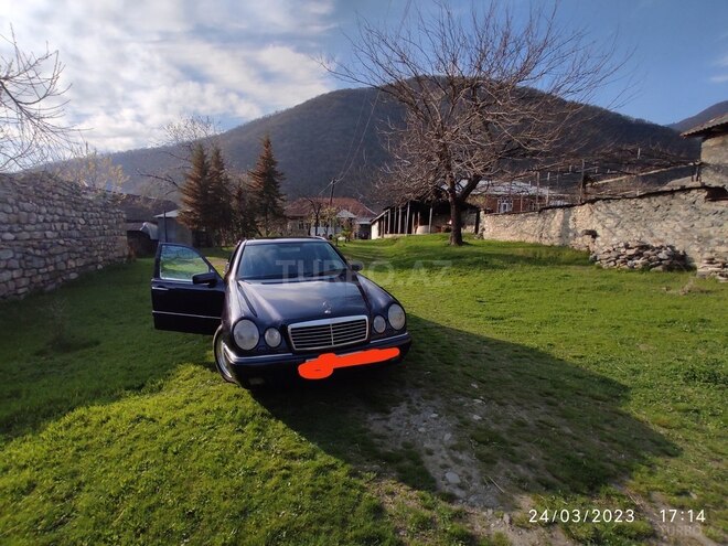 Mercedes E 240 1998, 411,362 km - 2.4 л - Bakı