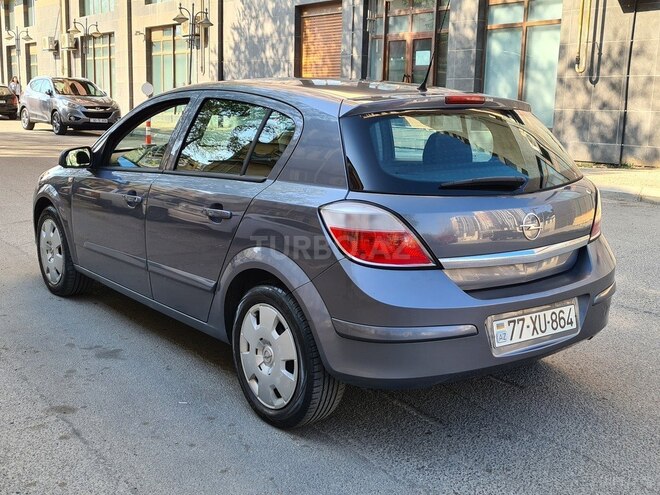 Opel Astra 2006, 131,200 km - 1.4 l - Bakı