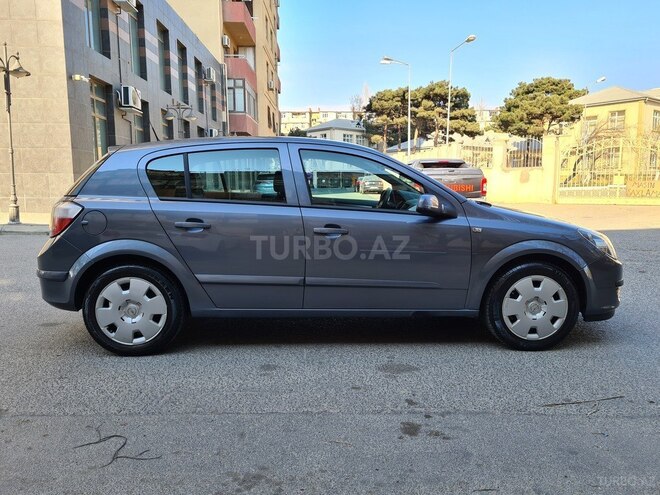 Opel Astra 2006, 131,200 km - 1.4 l - Bakı