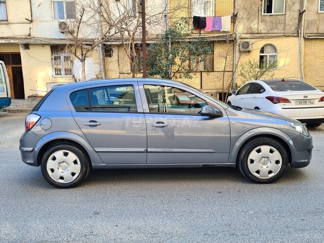 Opel Astra 2006, 131,200 km - 1.4 l - Bakı