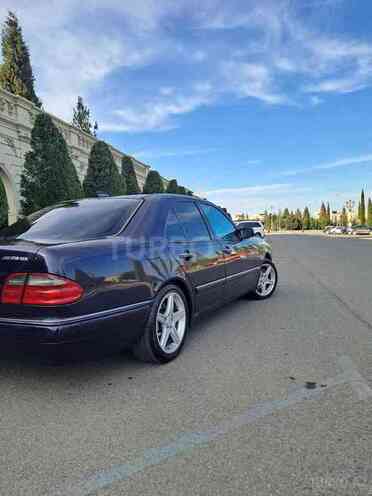 Mercedes E 200 1998, 422,000 km - 2.0 l - Gəncə
