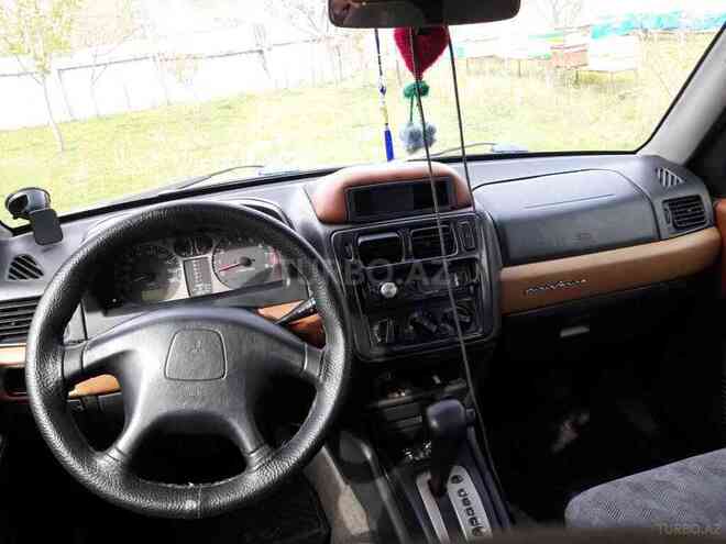 Mitsubishi Pajero io 1998, 296,373 km - 1.8 л - Şəki