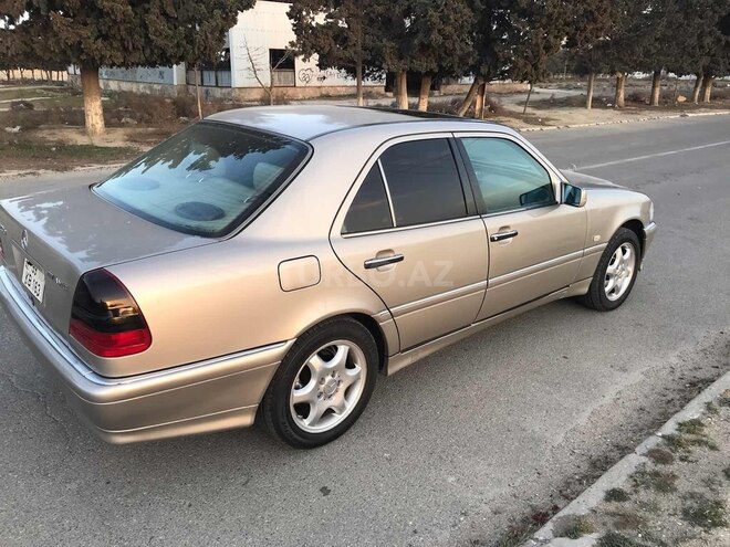 Mercedes C 230 1997, 300,000 km - 2.3 л - Bakı
