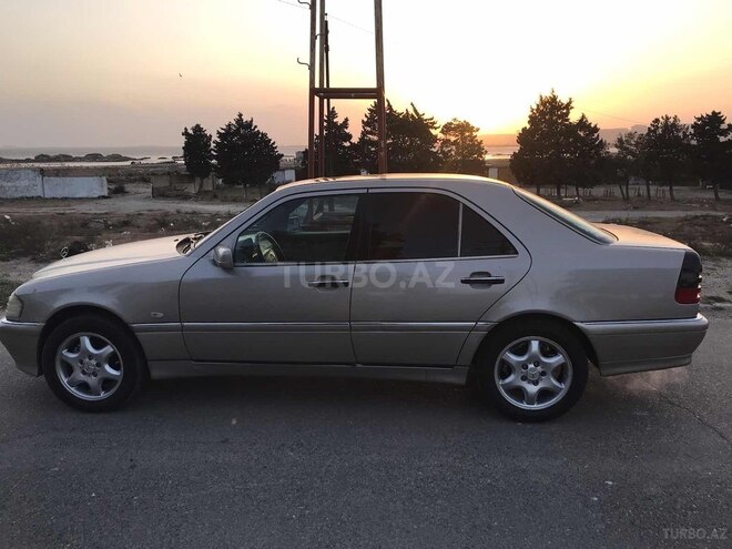Mercedes C 230 1997, 300,000 km - 2.3 л - Bakı
