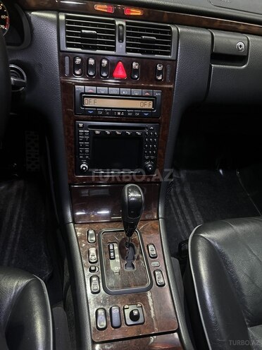Mercedes E 280 2000, 217,776 km - 2.8 л - Bakı