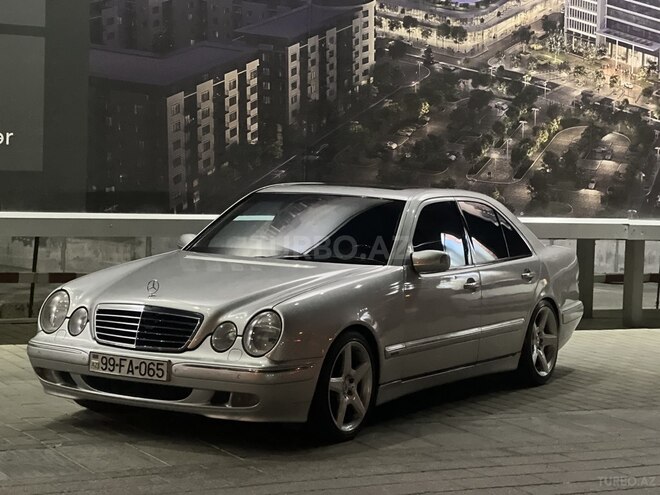 Mercedes E 280 2000, 217,776 km - 2.8 л - Bakı