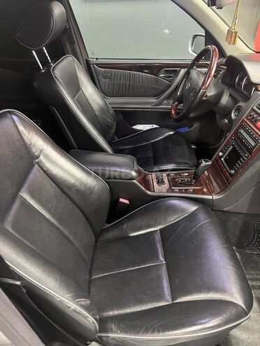 Mercedes E 280 2000, 217,776 km - 2.8 л - Bakı