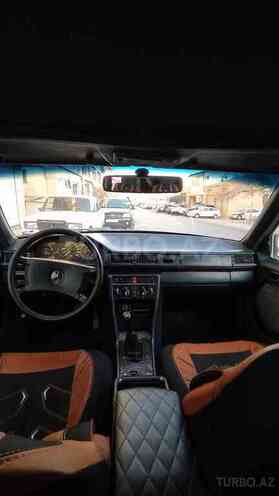 Mercedes E 220 1990, 100,000 km - 2.2 l - Bakı