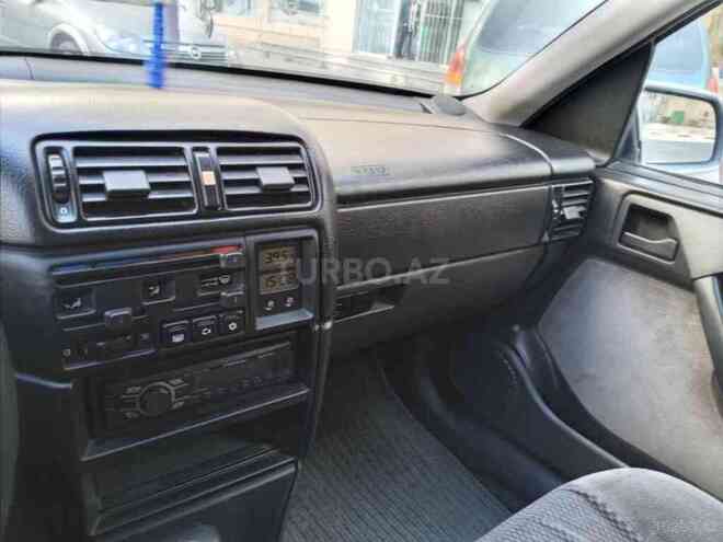 Opel Vectra 1994, 380,000 km - 2.0 l - Bakı