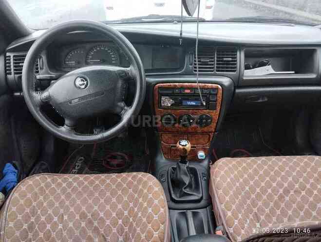 Opel Vectra 1998, 341,000 km - 1.6 l - Qəbələ