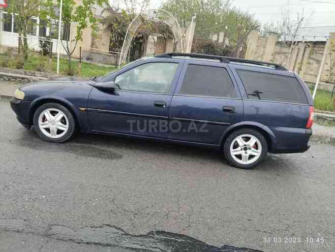 Opel Vectra 1998, 341,000 km - 1.6 l - Qəbələ