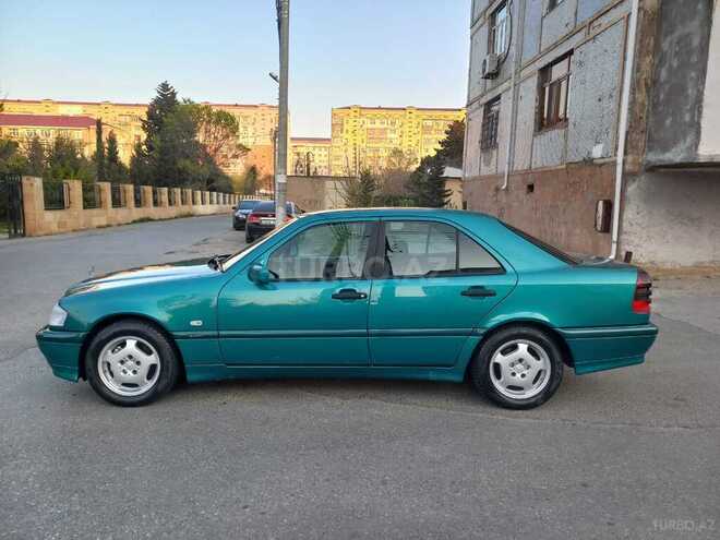 Mercedes C 180 1998, 260,000 km - 1.8 l - Sumqayıt