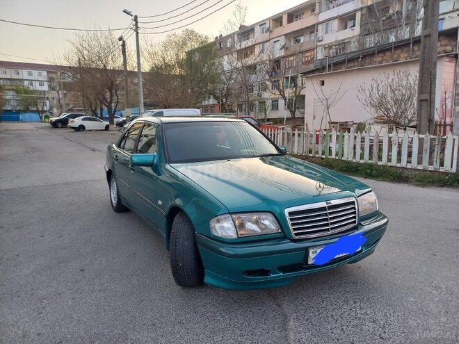 Mercedes C 180 1998, 260,000 km - 1.8 l - Sumqayıt