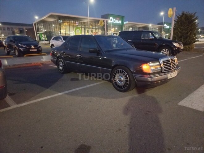 Mercedes E 230 1991, 174,000 km - 2.3 l - Bakı