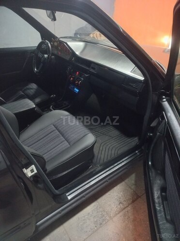 Mercedes E 230 1991, 174,000 km - 2.3 l - Bakı
