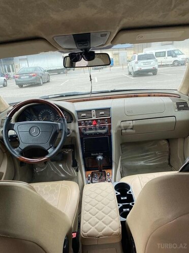 Mercedes C 240 1999, 320,000 km - 2.4 l - Bakı