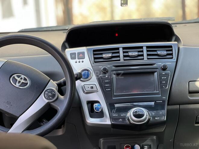 Toyota Prius V 2012, 227,769 km - 1.8 l - Bakı