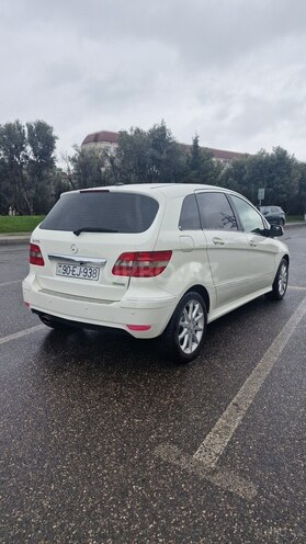 Mercedes B 170 2008, 109,000 km - 1.7 l - Bakı