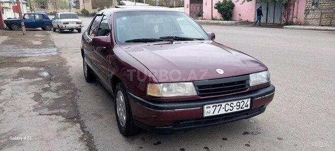 Opel Vectra 1991, 213,146 km - 2.0 l - Qazax