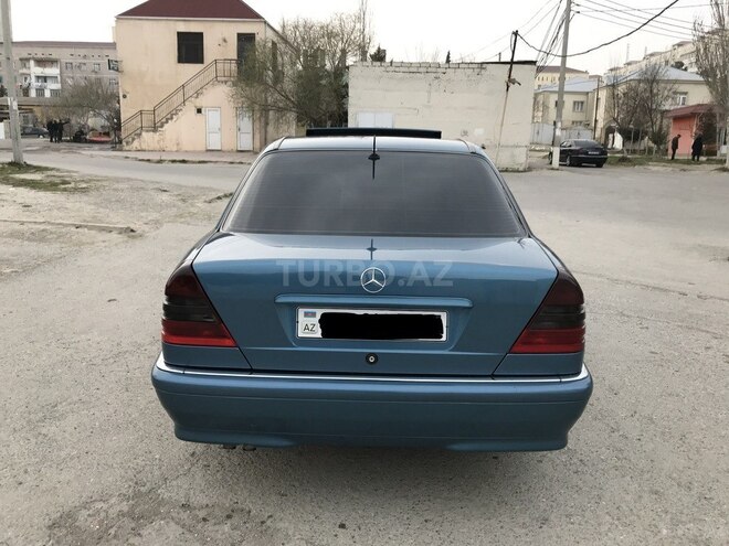 Mercedes C 240 1998, 238,000 km - 2.4 l - Sumqayıt