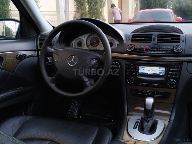 Mercedes E 240 2002, 330,000 km - 2.6 l - Bakı
