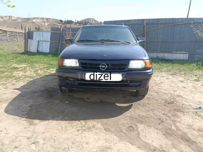 Opel Astra 1994, 400,000 km - 1.7 л - Göyçay