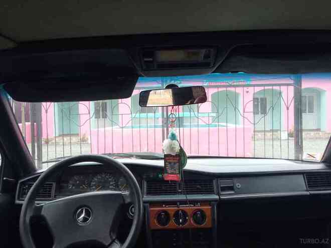 Mercedes 190 1992, 300,004 km - 2.0 л - Balakən