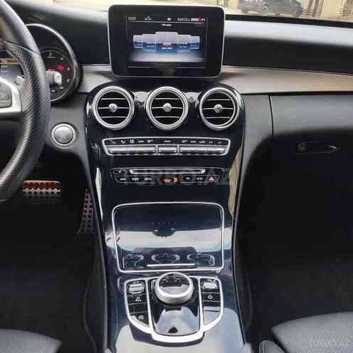 Mercedes C 220 2018, 180,000 km - 2.2 л - Bakı
