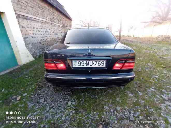 Mercedes E 240 2000, 262,859 km - 2.4 l - Zaqatala