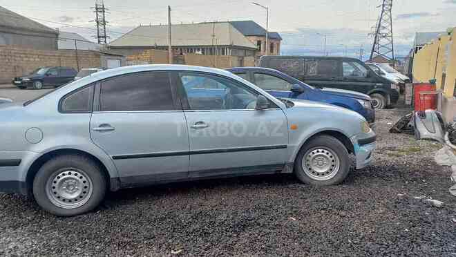 Volkswagen Passat 1997, 380,000 km - 1.9 l - Gəncə