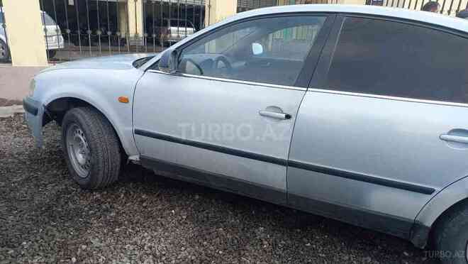 Volkswagen Passat 1997, 380,000 km - 1.9 l - Gəncə