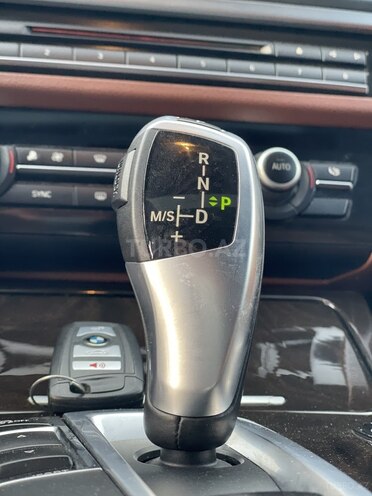 BMW 528 2014, 150,000 km - 2.0 l - Bakı